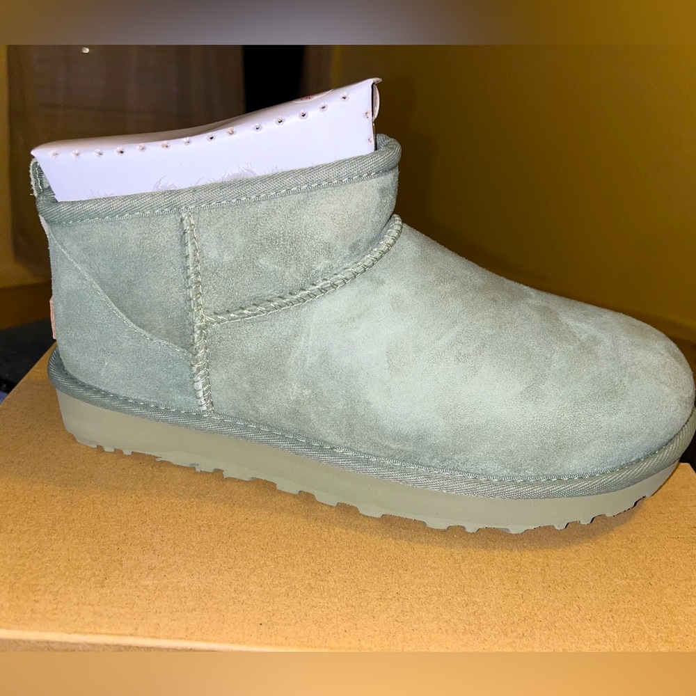 Ugg ultra mini